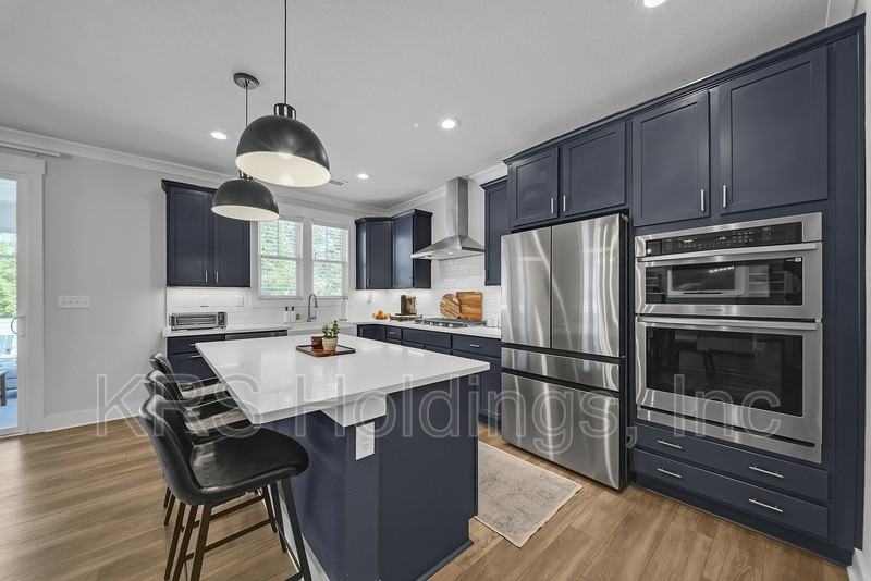 629 Hayes Dr - Photo 4 of 30