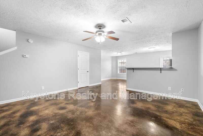 133 Melbourne Dr #F - Photo 5 of 14