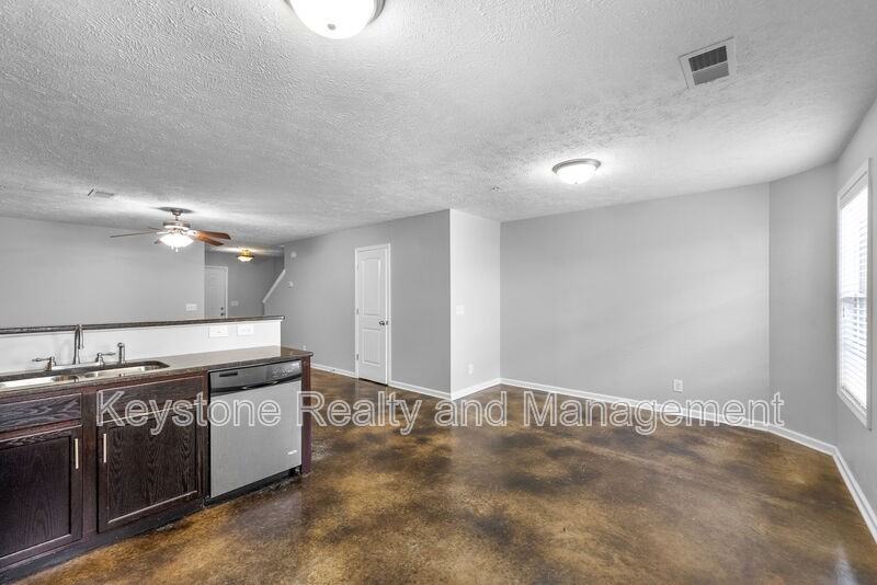 133 Melbourne Dr #F - Photo 7 of 14