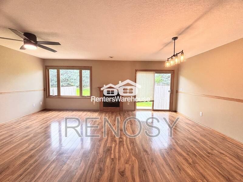 737 Kitterman Cir - Photo 4 of 22