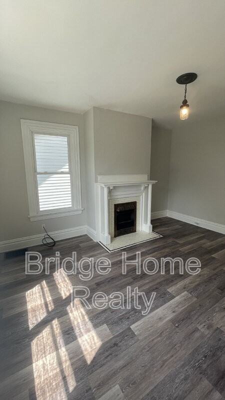 401 N Mckean St #2 - Photo 5 of 18