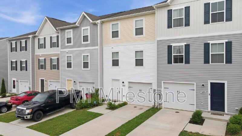 141 Perdiz Rd - Photo 3 of 33