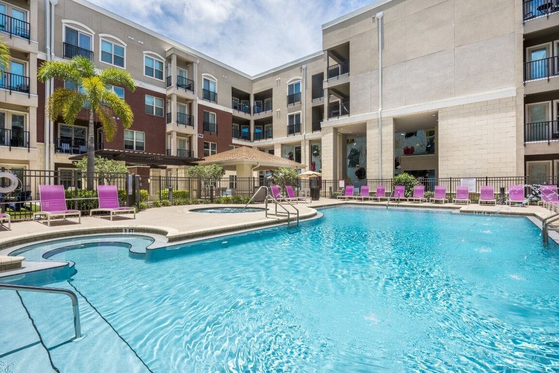 Varela Westshore Apartments - Photo 2 of 48