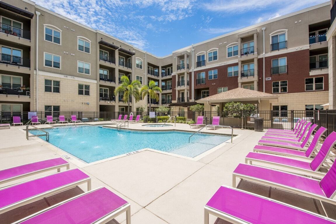 Varela Westshore Apartments - Photo 5 of 48