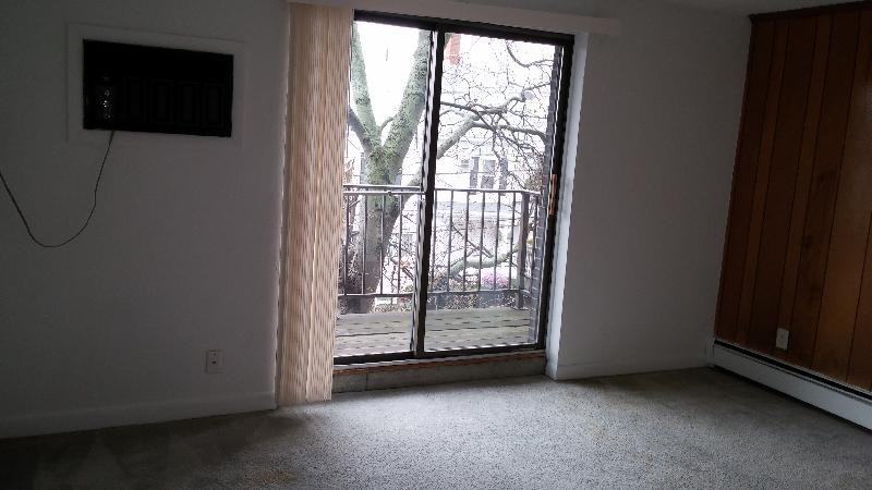 Eleanor St. & Clark Ave #10 - Photo 6 of 8
