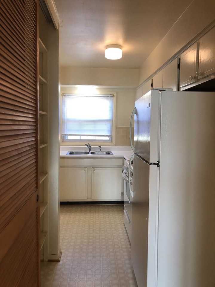 Redbud Apartments - Photo 7 of 20