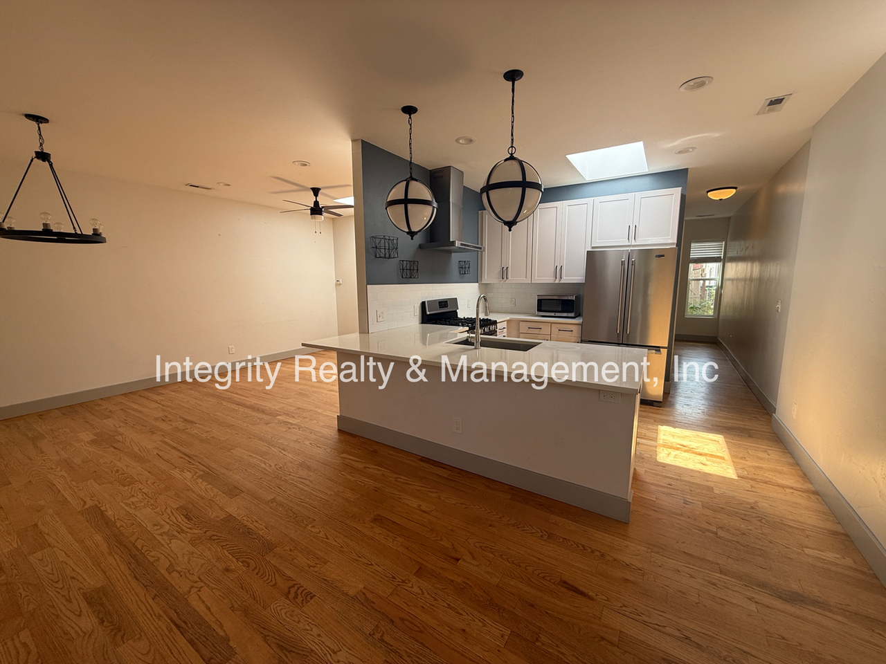 3539 Mariposa St - Photo 2 of 21
