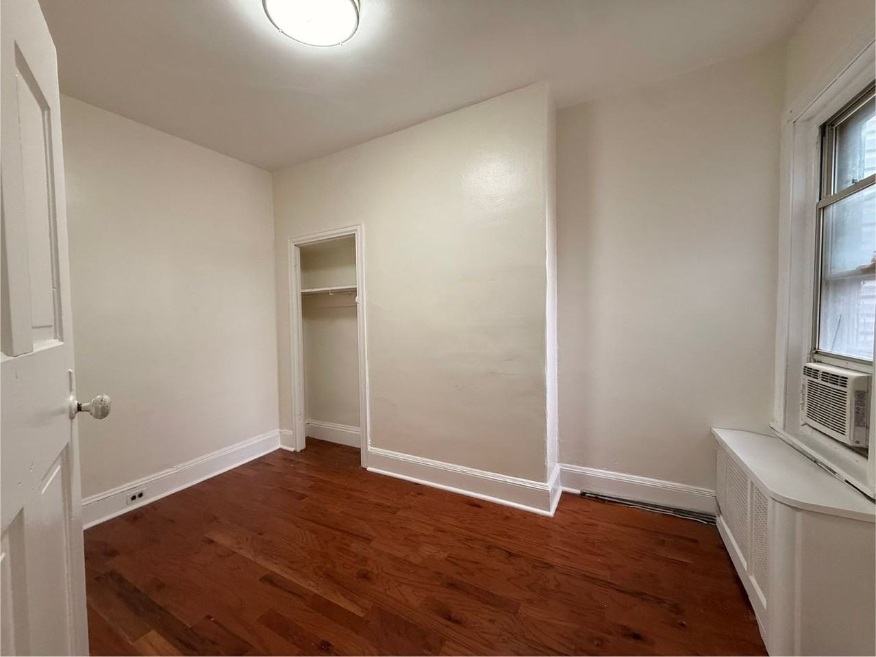 2127 Tasker St - Photo 4 of 6