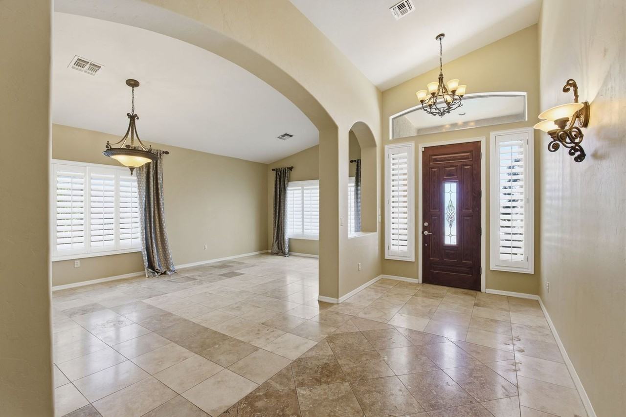 4927 N Louis River Way - Photo 5 of 48