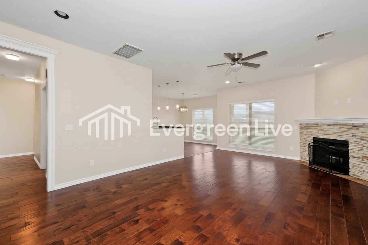 14408 Redvine Rd - Photo 2 of 15