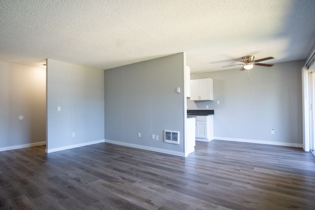 307 - Weidler 111 - Photo 2 of 25