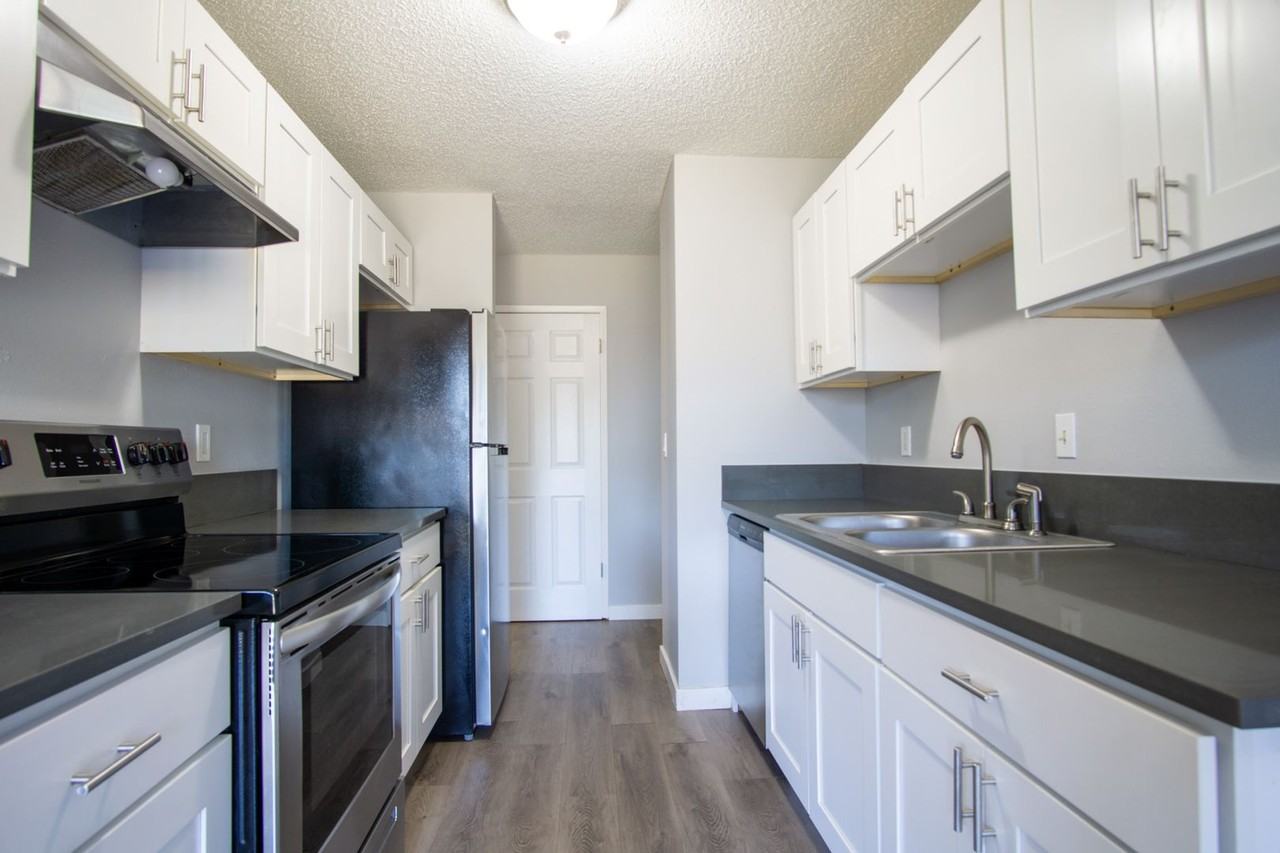 307 - Weidler 111 - Photo 5 of 25