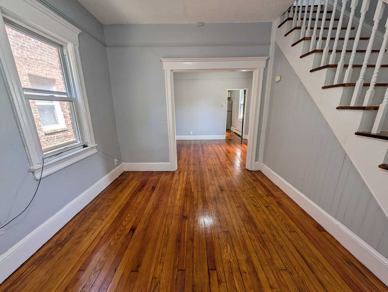 1409 Mattison Ave - Photo 5 of 30