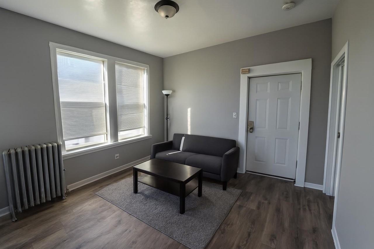 1215 South Homan Avenue #3M - Photo 3 of 8