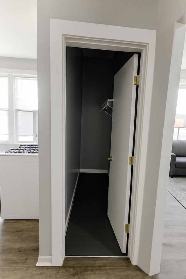 1215 South Homan Avenue #3M - Photo 7 of 8