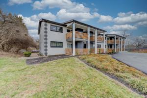 featured image of 1 Heartwoods Ct