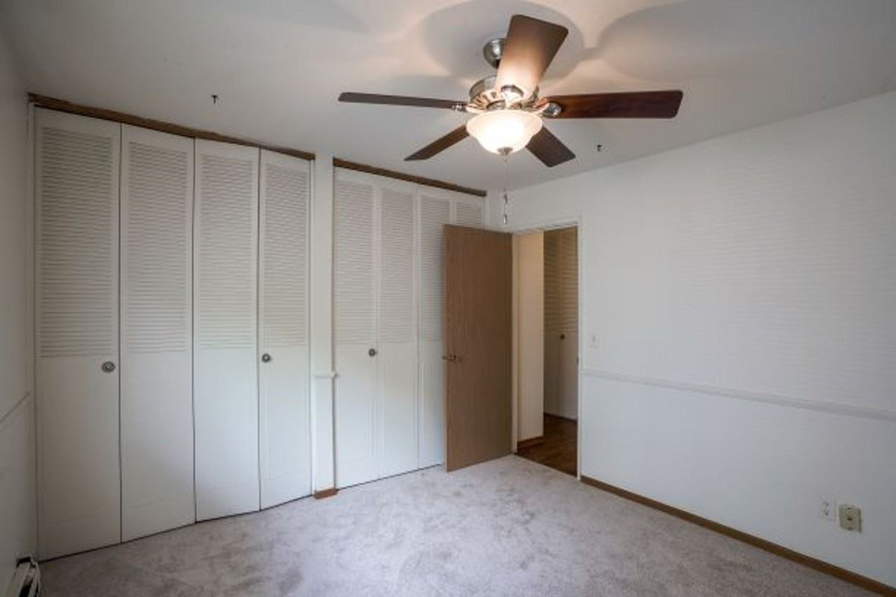 2420 Dupont Ave S - Photo 4 of 5