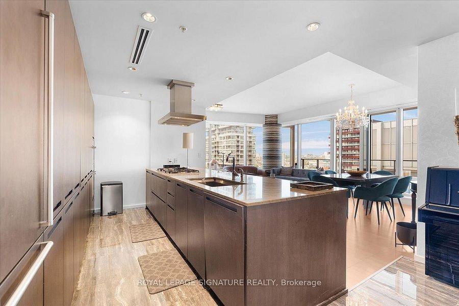 180 University Avenue - Photo 8