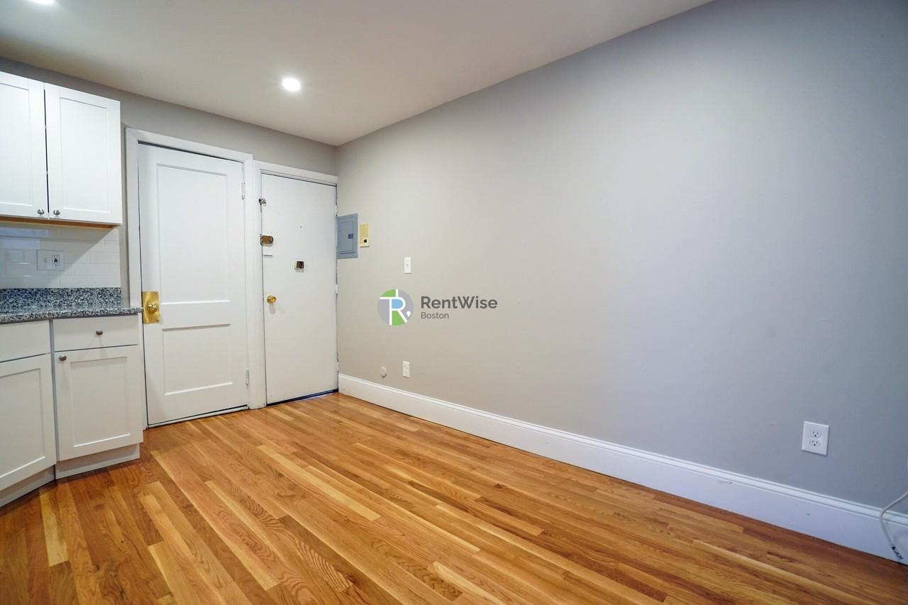 50 Park Vale Ave #32 - Photo 4 of 13