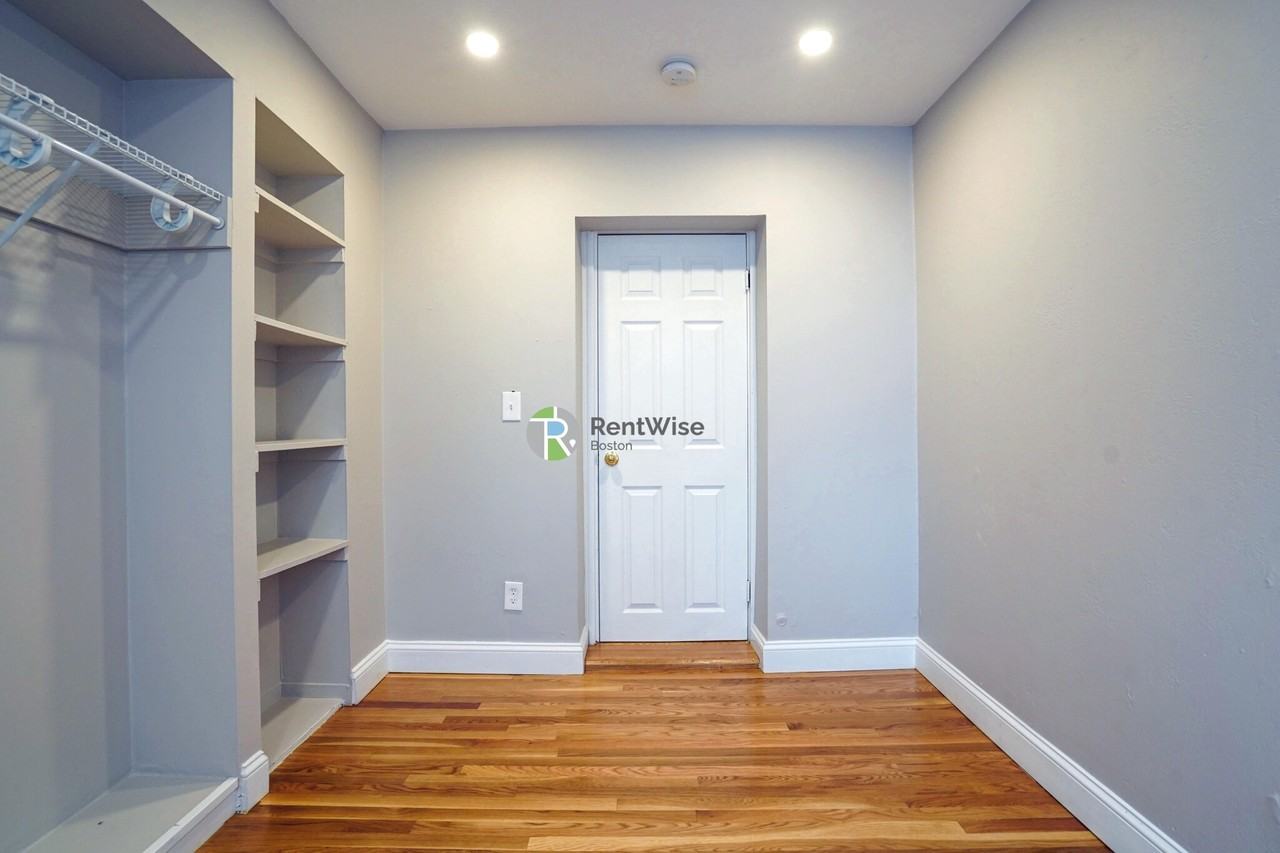 50 Park Vale Ave #32 - Photo 5 of 13
