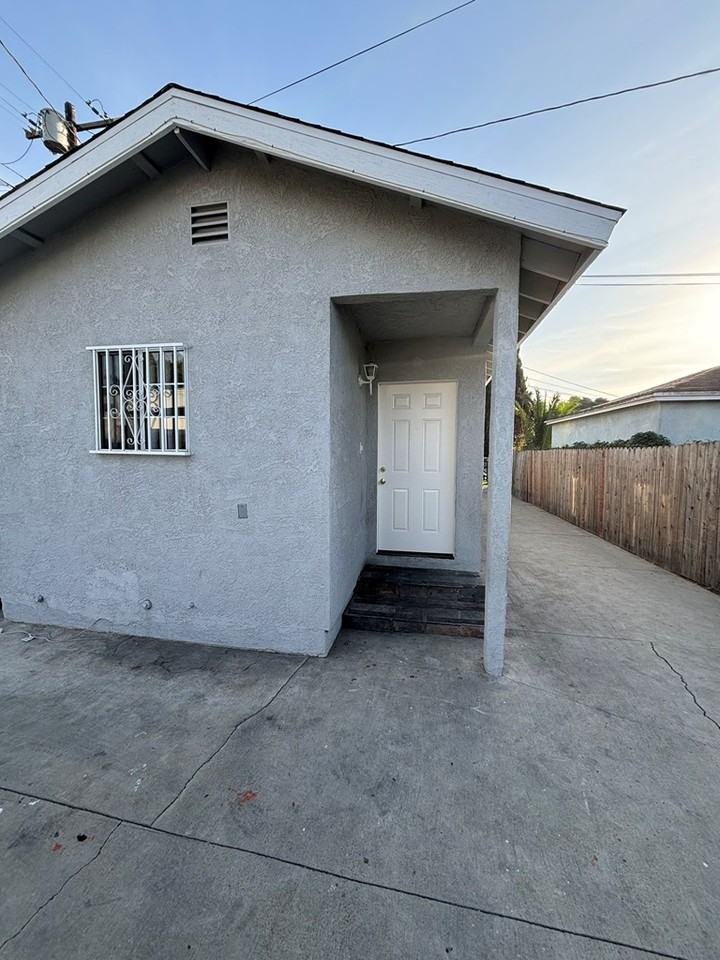 11017 San Pedro Street - Photo 2 of 16