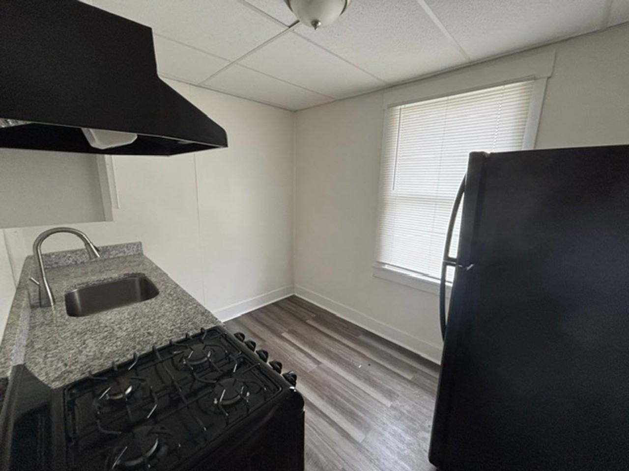 421 Ohio Ave - Photo 2 of 18