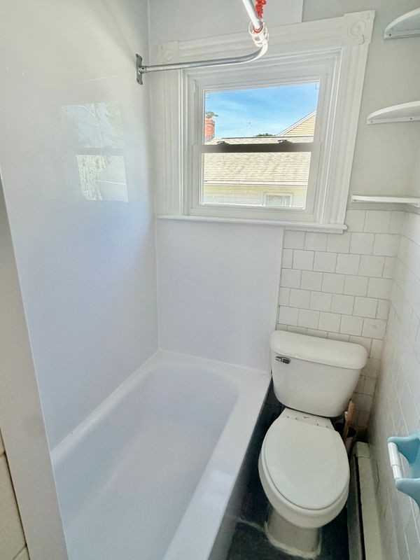 252 Vine St - Photo 2 of 7