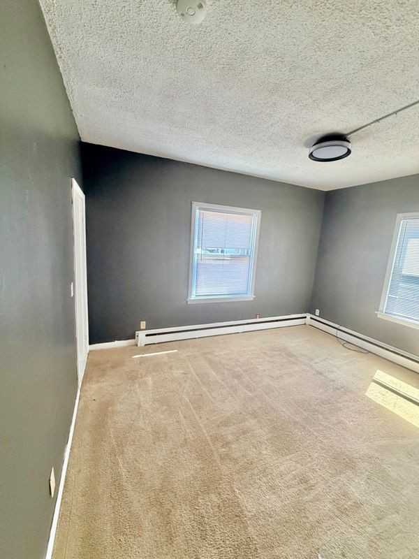 252 Vine St - Photo 7 of 7