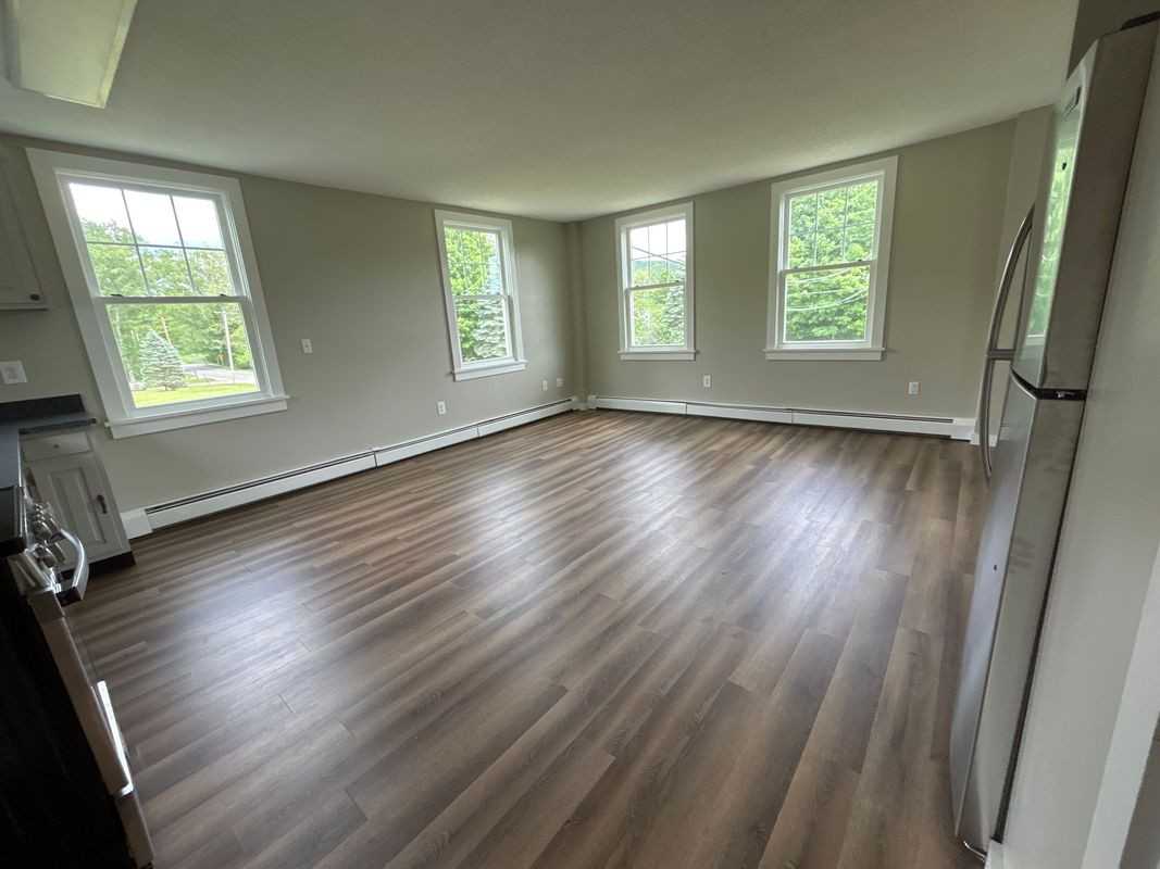 173 S Amenia Rd - Photo 6 of 11