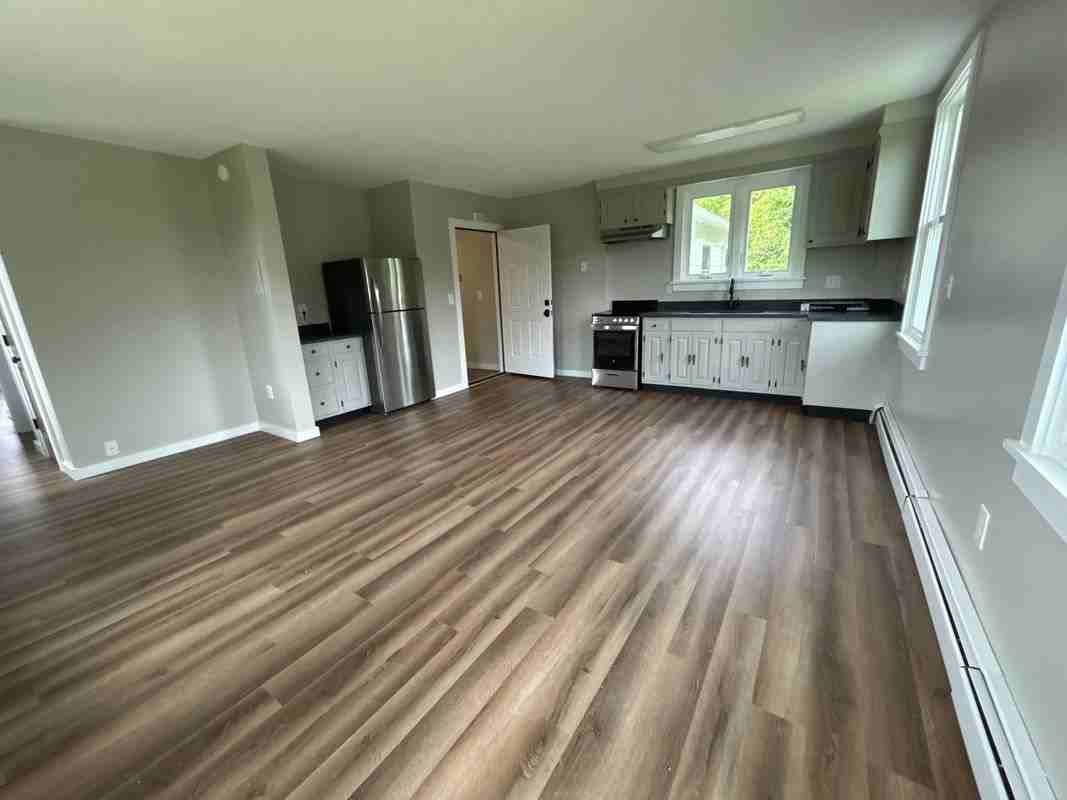 173 S Amenia Rd - Photo 7 of 11