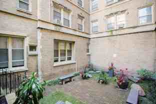 901 W Argyle St ##4b - Photo 1 of 1