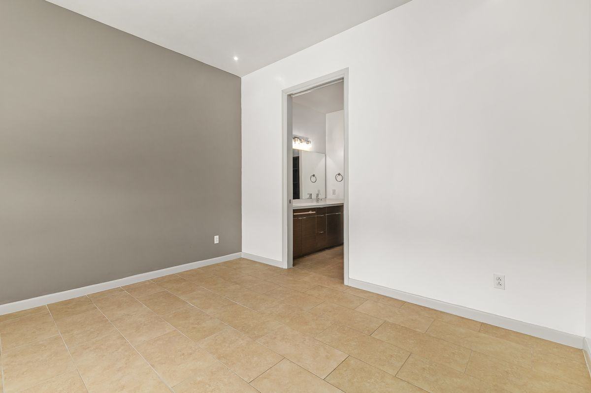 17902 La Cantera Pkwy ##406 - Photo 4 of 21