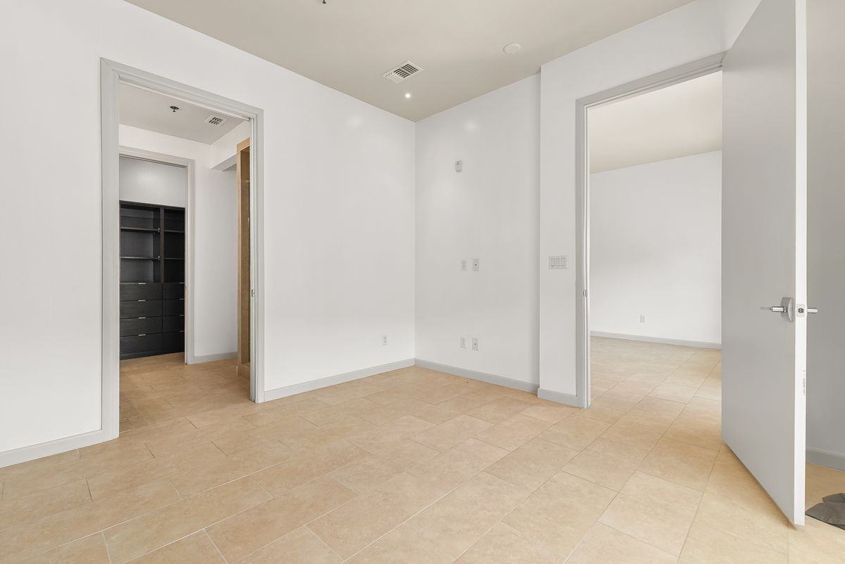 17902 La Cantera Pkwy ##406 - Photo 5 of 21