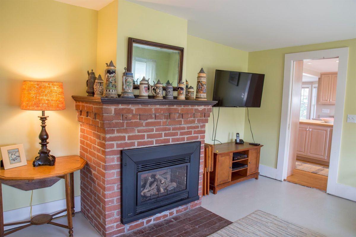 1242 Ocean Blvd - Photo 7 of 28