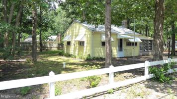 featured image of 135 Daffodil Rd