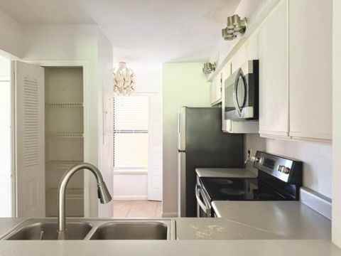 3036 S Semoran Blvd ##3 - Photo 7 of 18