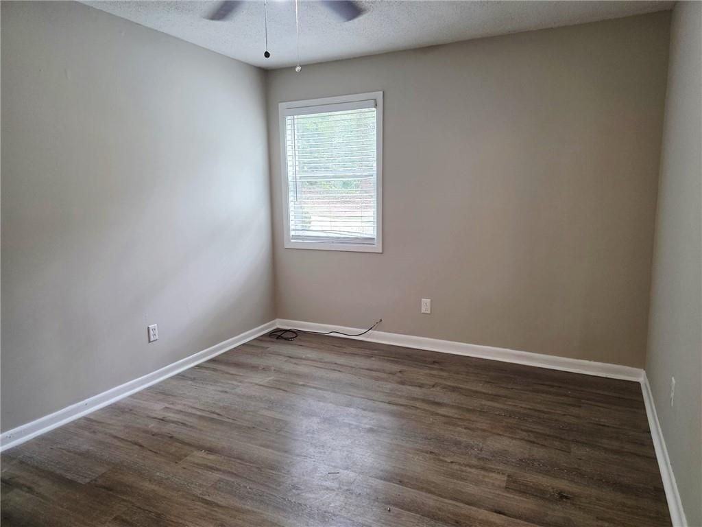 3363 Columbia Trce - Photo 2 of 11