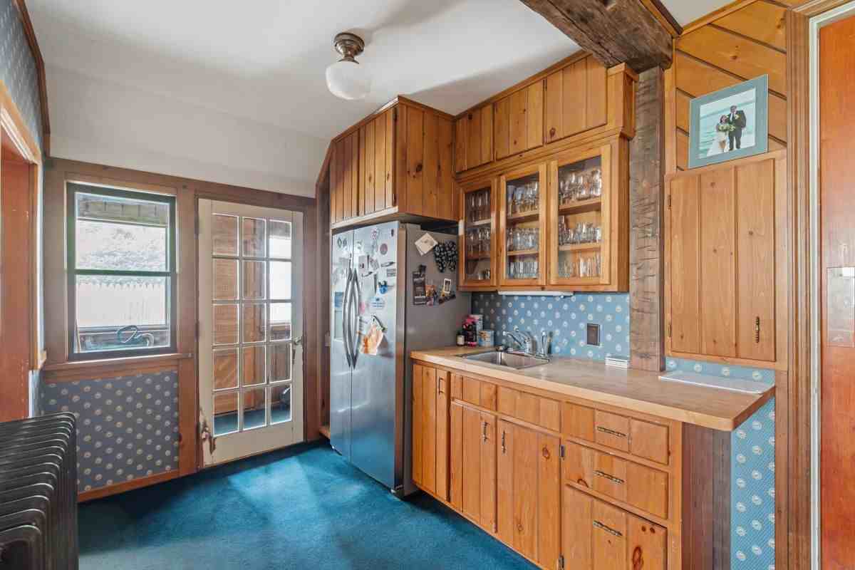 51 Main St - Photo 4 of 20