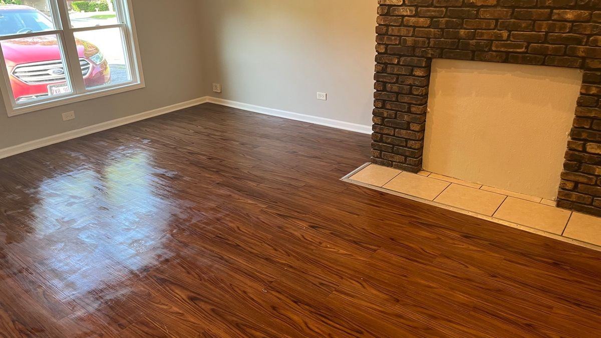 4410 182nd St - Photo 3 of 5
