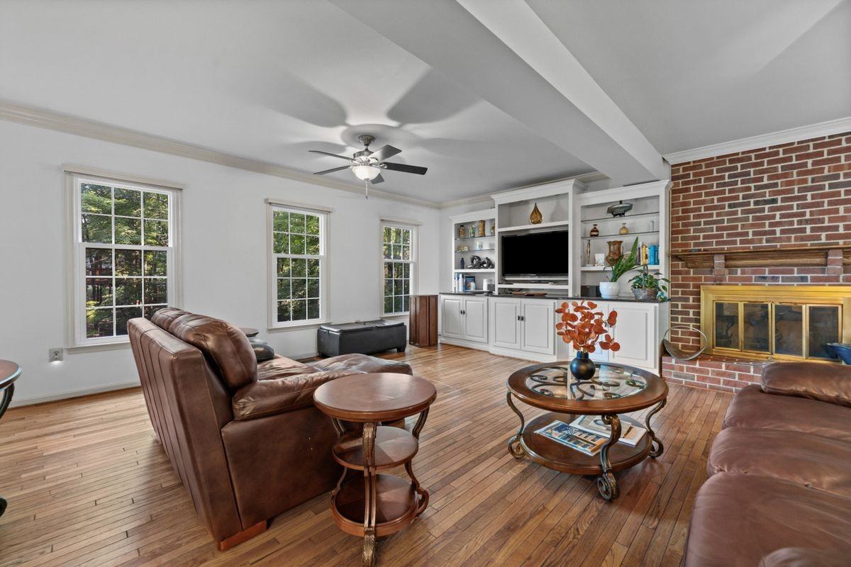 12307 Eliff Way - Photo 6 of 12