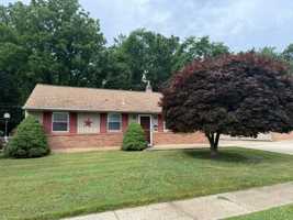 featured image of 3746 Windsor Dr