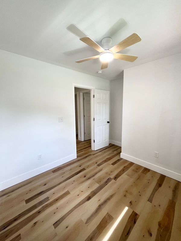 3741 Elmwood Ave - Photo 6 of 22