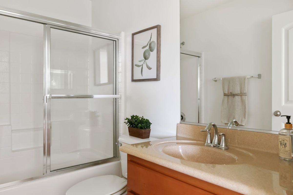399 W Mountain Holly Ave - Photo 5 of 23