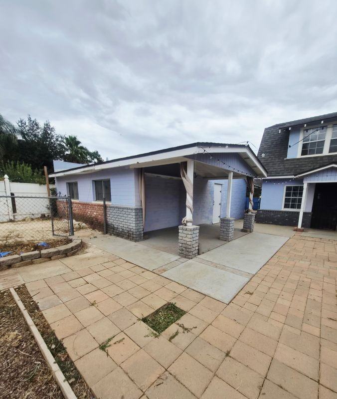 737 Edgar Ave - Photo 3 of 17