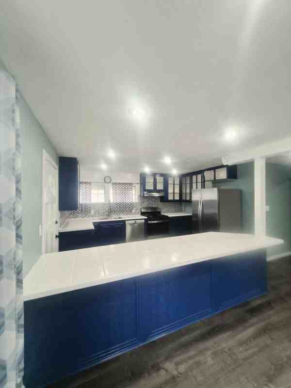 737 Edgar Ave - Photo 7 of 17