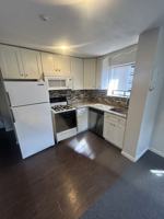 featured image of 122 Liberty St #E