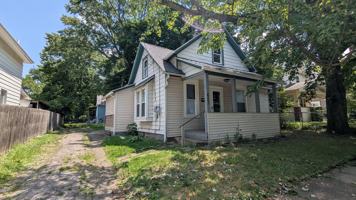 featured image of 653 Sumner St