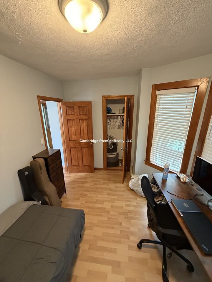 Webster Ave #3 - Photo 3 of 17