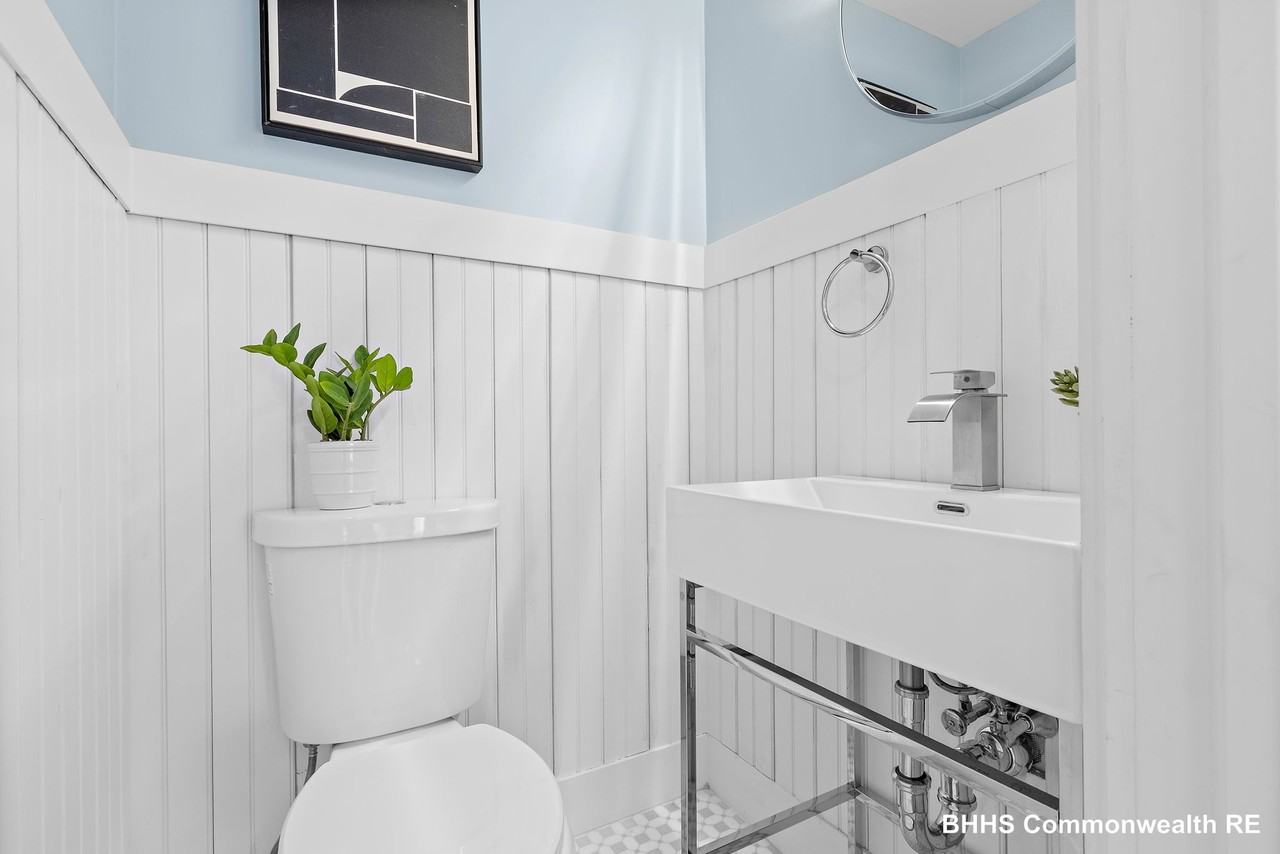 15 Spring Hill Ter - Photo 4 of 40