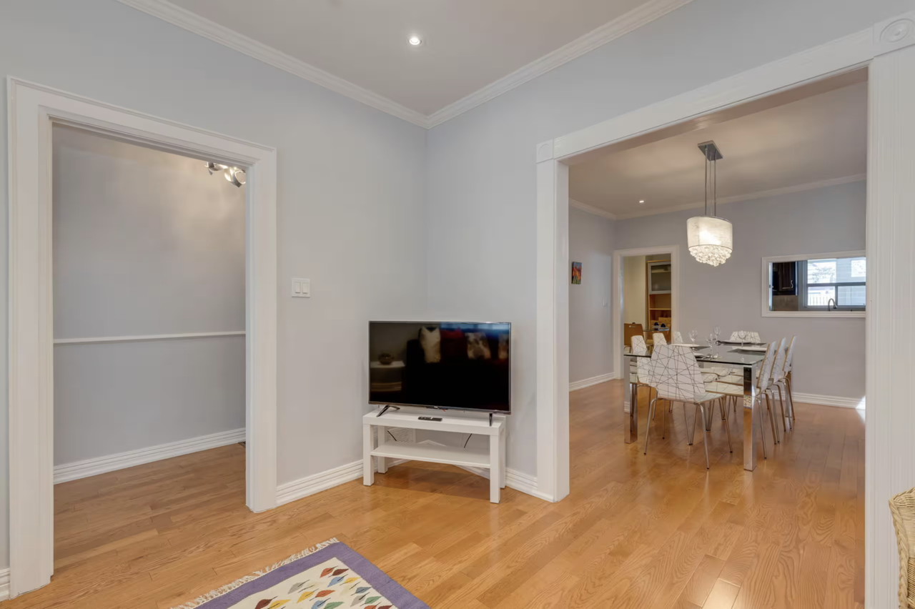 34 Ashbury Avenue - Photo 5 of 15